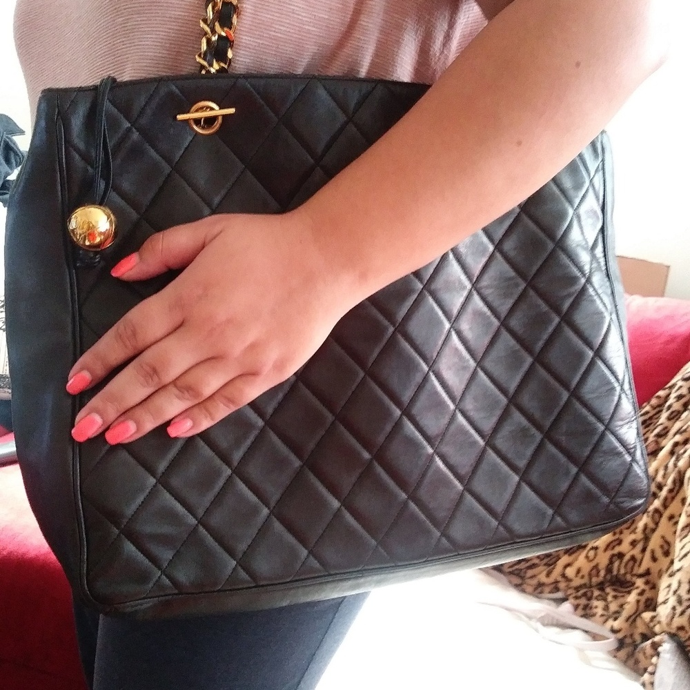 Chanel bag♡Weekend sale♡